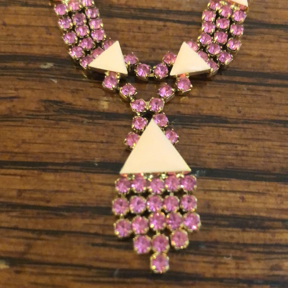Antique pink rhinestone necklace and earring set - Picture 2 of 3